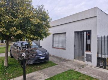 PH de 2 ambientes, Lomas de Zamora · PH de Dos Ambientes con Cochera