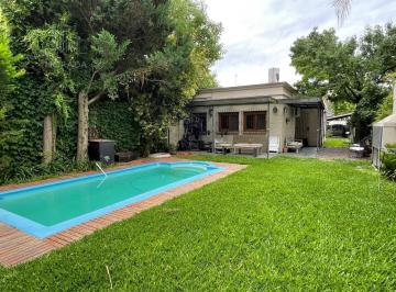Casa · 117m² · 4 Ambientes · 2 Cocheras · Venta Casa 4 Ambientes Don Torcuato con Pileta