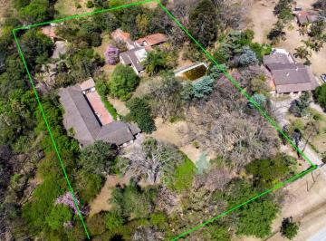 Quinta vacacional · 800m² · 9 Dormitorios · 1 Cochera · Casa con Pileta en Venta Rosario de Lerma