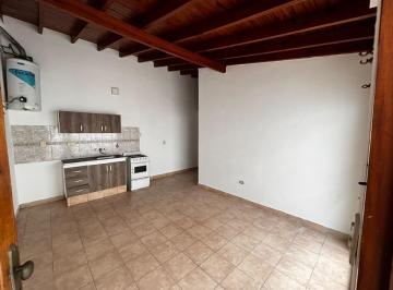PH · 50m² · 2 Ambientes · PH en Sarandi