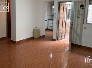 Casa · 141m² · 5 Ambientes · Casa en Alquiler en Rosario - 2 Dorm.