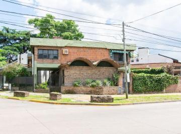 Casa · 130m² · 4 Ambientes · 1 Cochera · Casa Venta Ituzaingo 4 Ambientes Apto Credito