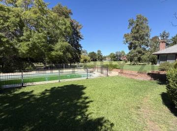 Casa · 190m² · 5 Ambientes · 3 Cocheras · Venta Casa Los Cardales Country Club. Doble Lote Al Golf.