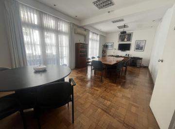 Oficina comercial · 297m² · 7 Ambientes · Oficina de 7 Ambientes en Venta - Piso Completo con Frente y Contrafrente