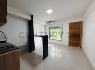 Casa · 47m² · 2 Dormitorios · Apartamentotres Cruces/2dor/patio Exclusivo + Parrillero/mt Parque Batlle y Centro