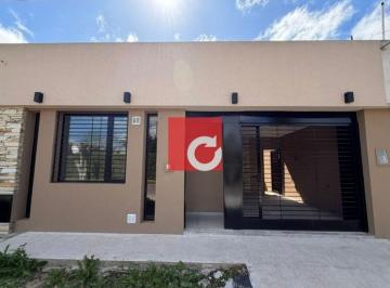 Departamento de 3 ambientes, Berisso · Venta de Departamento en Calle 168 N 1876 Esq 21 - Berisso