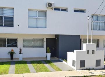Departamento de 3 ambientes, Ezeiza · Departamento Canning Centro | Precio Charlable