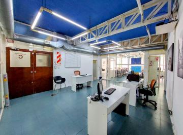 Oficina comercial · 180m² · 6 Ambientes · Oficina Grande en Alquiler en Ramos Mejía