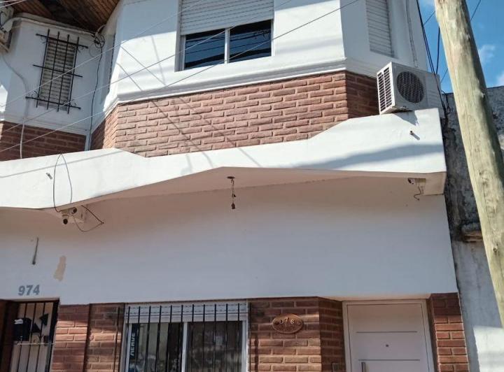 Casa · 110m² · 4 Ambientes · 1 Cochera