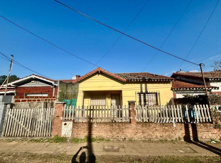 Casa · 84m² · 2 Ambientes · 1 Cochera
