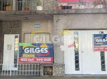 Departamento · 80m² · 3 Ambientes · 1 Cochera · Venta PH Al Frente 3 Amb con Patio y Cochera