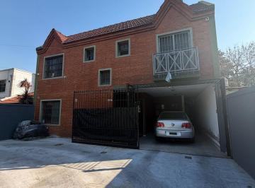 Casa · 160m² · 7 Ambientes · 5 Cocheras · Casa de 4 Ambientes en Venta en Benavídez | Pileta, Parque y Posibilidad de 4.º Dormitorio