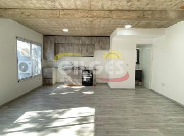 Departamento · 60m² · 3 Ambientes · Alquiler Departamento 3 Amb Pta. Baja Al Fondo con Patio