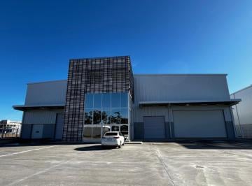 Bodega-Galpón · 1968m² · Excelente Nave en Parque Plaza Industrial Escobar