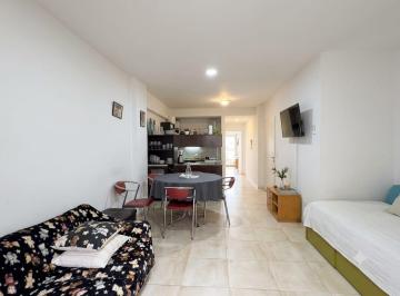 Departamento · 62m² · 2 Ambientes · Amplio 2 Ambientes con Balcón y Patio