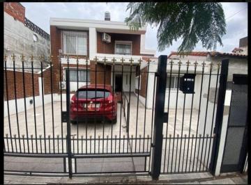 PH · 48m² · 2 Ambientes · PH en Haedo Sur