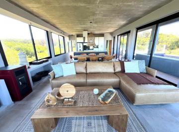 Casa · 175m² · 5 Ambientes · 3 Cocheras · Casa en Venta en José Ignacio, Uruguay