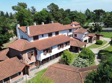 Quinta vacacional · 1540m² · 12 Dormitorios · Residencia en Venta en San Miguel