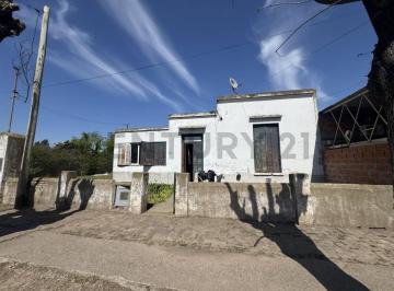 Casa · 176m² · 3 Ambientes · 1 Cochera · Casa en Venta – Empalme Lobos