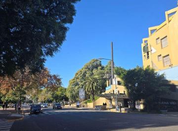 Departamento · 32m² · 2 Ambientes · Av Pueyrredón 2400 P 13° Alquiler Esq. Quintana