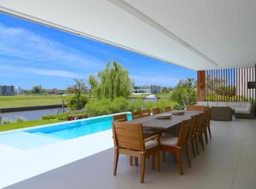 Casa · 500m² · 8 Ambientes · 6 Cocheras · Casa Al Rio en Venta Y/o Alquiler con Muebles en Albanueva