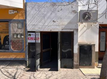Local comercial de 1 ambiente, General Fernández Oro · Local Comercial en Alquiler en Pleno Centro de Fernandez Oro