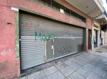 Local comercial de 3 ambientes, Morón · Excelente Local Comercial en Av