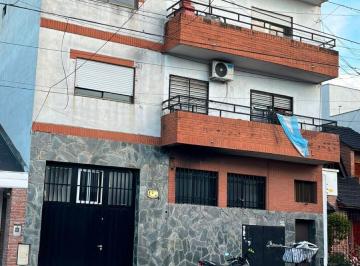 Departamento de 2 ambientes, Avellaneda · Departamento de Dos Ambientes con Patio en Piñeyro