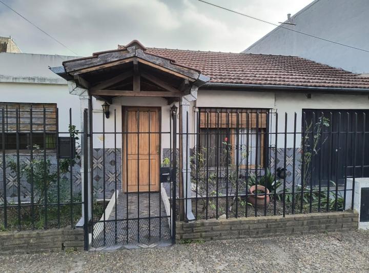 Casa · 87m² · 3 Ambientes · 2 Cocheras