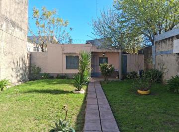 Terreno , Morón · Terreno Sobre Lote de 10x28 con Servicio de Agua y Luz