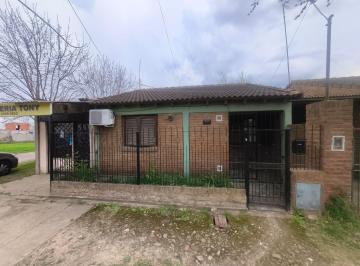 Casa · 100m² · 4 Ambientes · 5 Cocheras · Casa en Alquiler