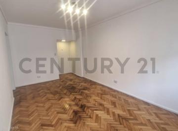 Departamento · 42m² · 2 Ambientes · Alquiler Dos Ambientes Amplio, Buena Iluminacion
