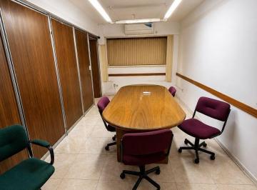 Oficina comercial de 4 ambientes, San Nicolás · Oficina en Alquiler | 83 m² | 4 Despachos | Apto Profesional, Comercial y Vivienda | Uruguay 265