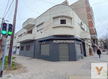Local comercial · 166m² · 9 Ambientes · Local en Alquiler - 3 Baños - 326 m - La Plata