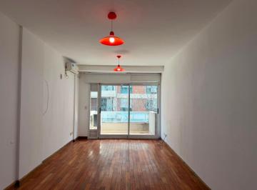 Departamento de 1 ambiente, Caballito · Monoambiente con Balcón en Alquiler en Caballito