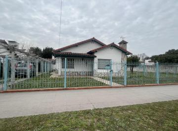 Casa de 3 ambientes, Ezeiza · Casa Familiar de 2 Dorm. en Venta en Tristán Suárez