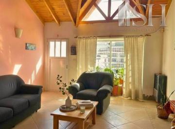 Casa · 159m² · 5 Ambientes · 2 Cocheras · Venta Casa 3 Dorm. - Apto Credito - Cipolletti, Rio Negro