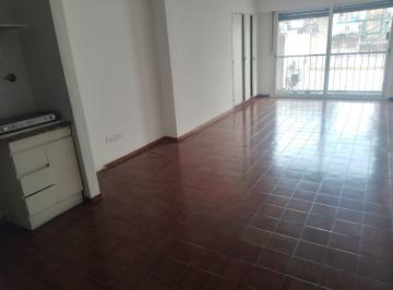 Departamento en Alquiler de 1 ambiente  · Monoambiente Muy Luminoso en Recoleta