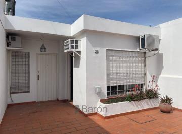 PH · 54m² · 3 Ambientes · 1 Cochera · En Venta PH 3 Ambientes con Jardin y Cochera, Ituzaingo Norte!