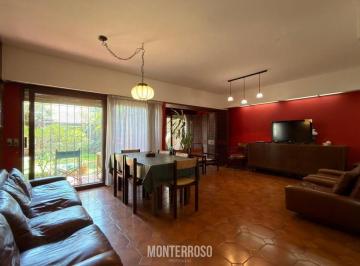 Casa · 161m² · 5 Ambientes · 1 Cochera · Casa en Venta en Bernal, Quilmes, G. B. a. Zona Sur