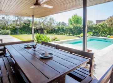Casa · 176m² · Casa 3 Dorm. Puerto Roldan con Pileta