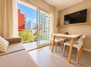 Departamento · 70m² · 3 Ambientes · Venta Departamento en Semipiso Reciclado. Barrio La Perla