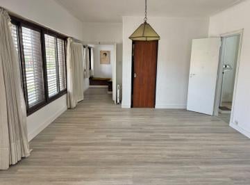 Oficina comercial · 120m² · 1 Cochera · Venta Oficina o Consultorios 5 Ambientes Martínez