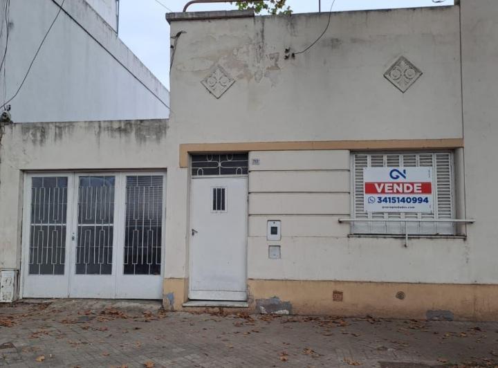 Casa en venta en General San Martin · 6 ambientes