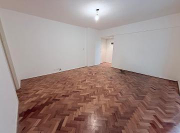 Departamento · 110m² · 3 Ambientes · Alquiler 3 Amb Amplio Cocina Balcón Recoleta