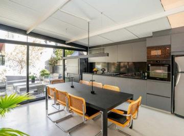 Departamento · 82m² · 3 Ambientes · Venta PH de Dos Ambientes y Medio en Palermo