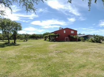 Casa de 6 ambientes, Ámbul · Casa de Campo