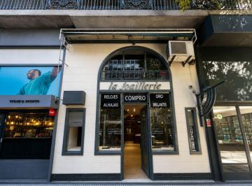 Local comercial · 88m² · Local 88 m² Sobre Av Santa Fe Gran Visibilidad
