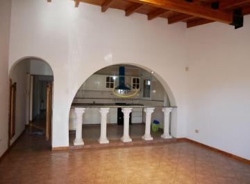Casa de 10 ambientes, San Rafael · Casa 3 Dorm. y 3 Deptos en Venta
