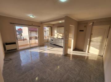 Departamento · 45m² · 2 Ambientes · Depto. 2 Amb. en Zona Comercial / Lanús Oeste